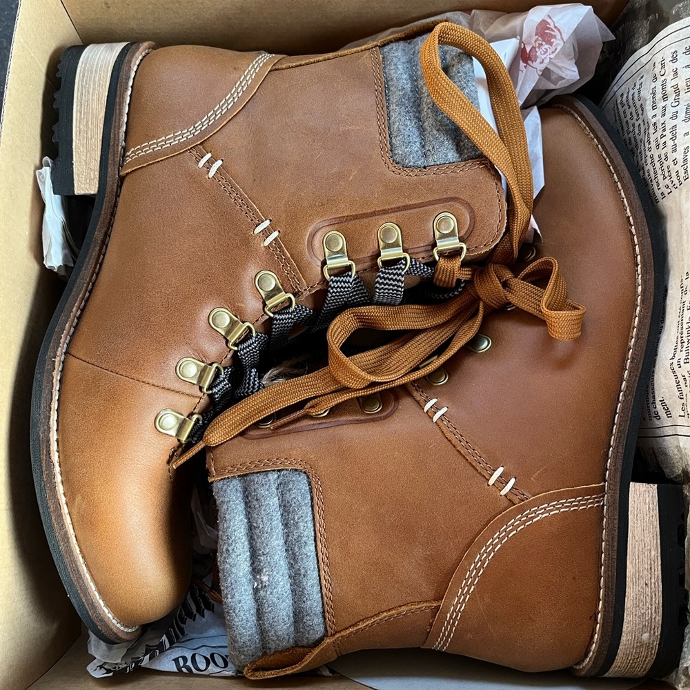 Women's Kodiak Surrey II Waterproof Hiker Style Boot Brown Leather Caramel 7.5